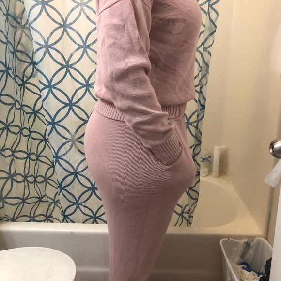 Top and bottom - Picture 3 of 3